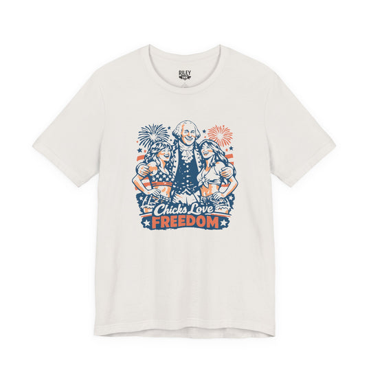 Chicks Love Freedom Tee in gray